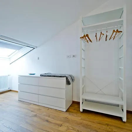 Sky View Apartmán *