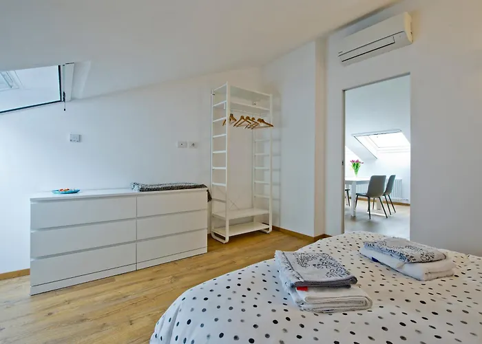 Apartmán Sky View Como