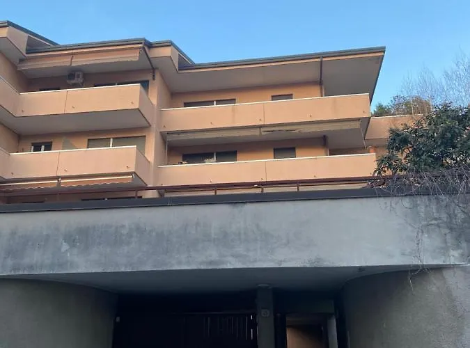 Sky View Apartment Como