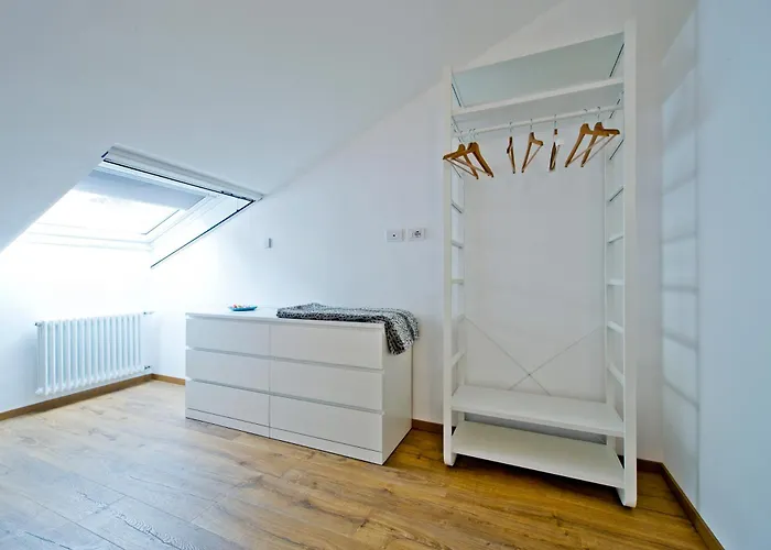 Sky View Apartment *