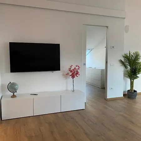 Apartament Sky View *